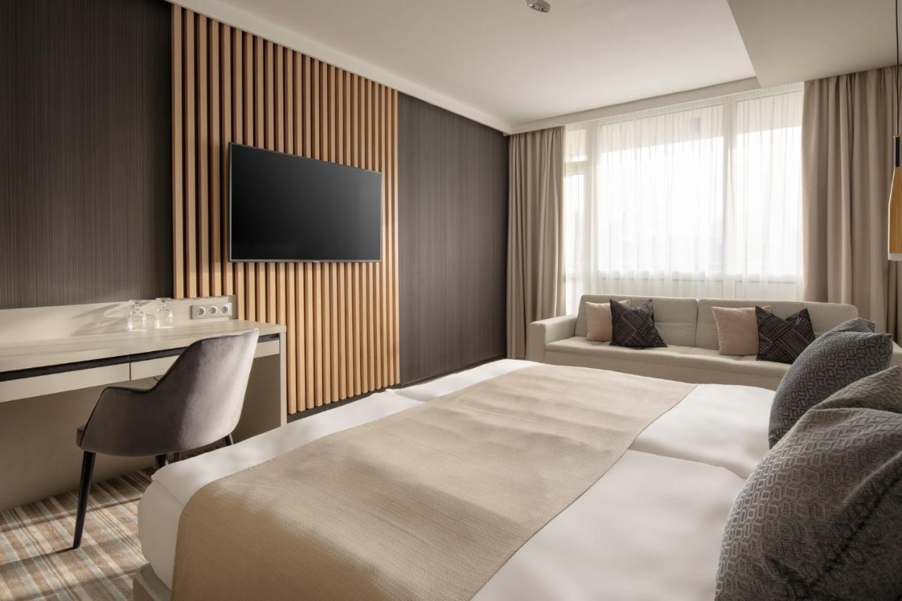 Hotel Bodrog Wellness & Elix Spa Sarospatak Bagian luar foto