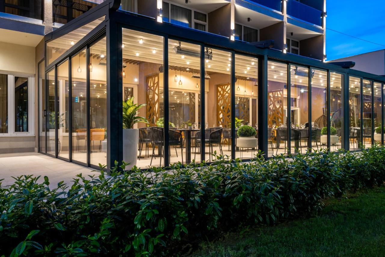 Hotel Bodrog Wellness & Elix Spa Sarospatak Bagian luar foto
