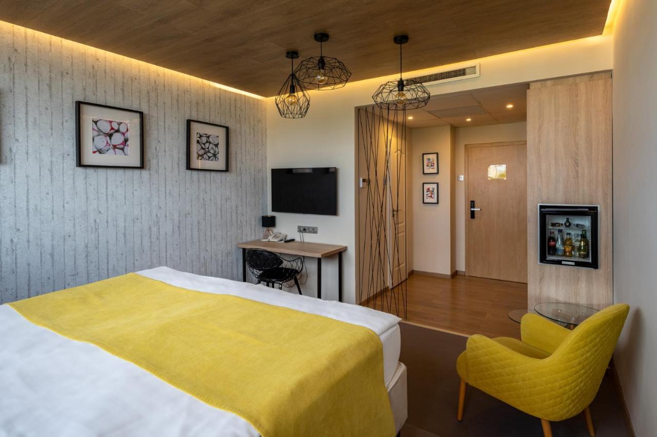 Hotel Bodrog Wellness & Elix Spa Sarospatak Bagian luar foto