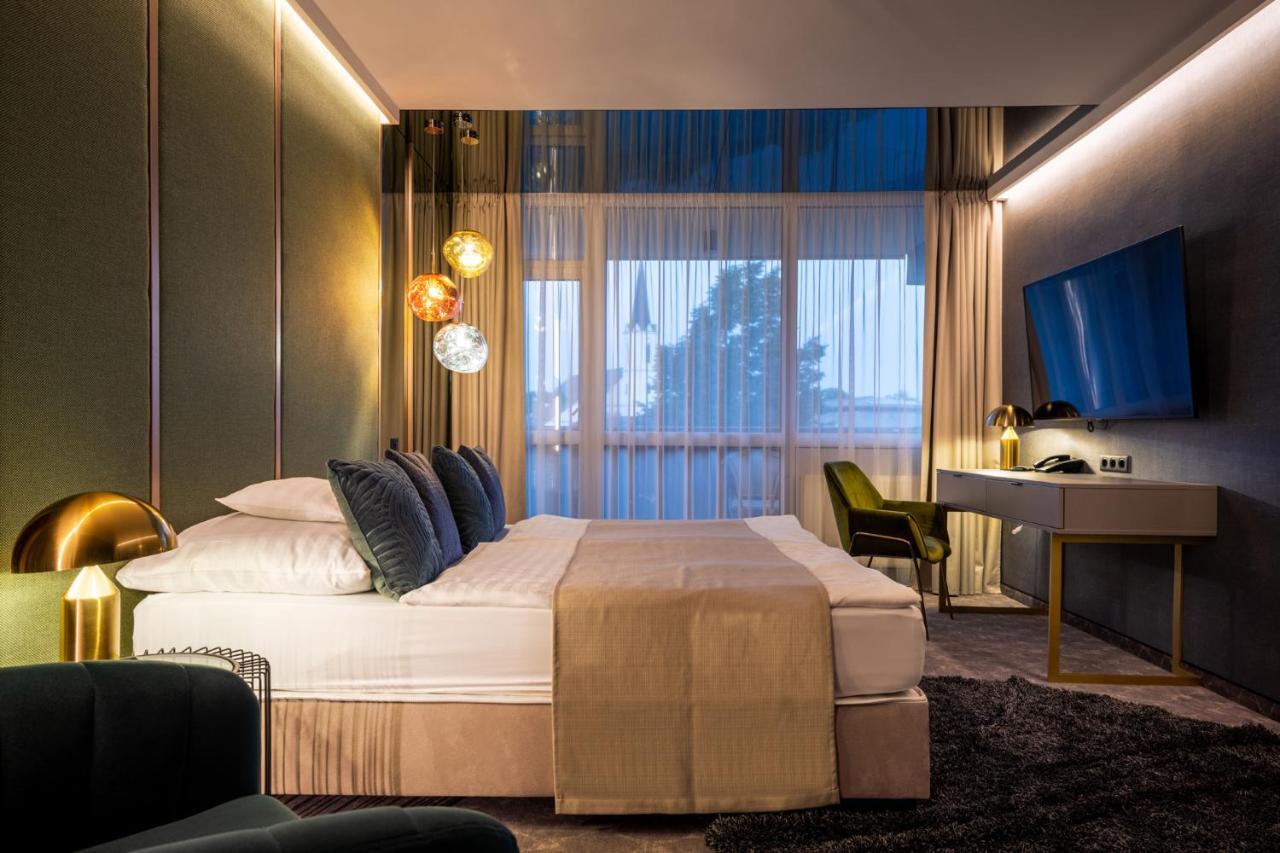 Hotel Bodrog Wellness & Elix Spa Sarospatak Bagian luar foto